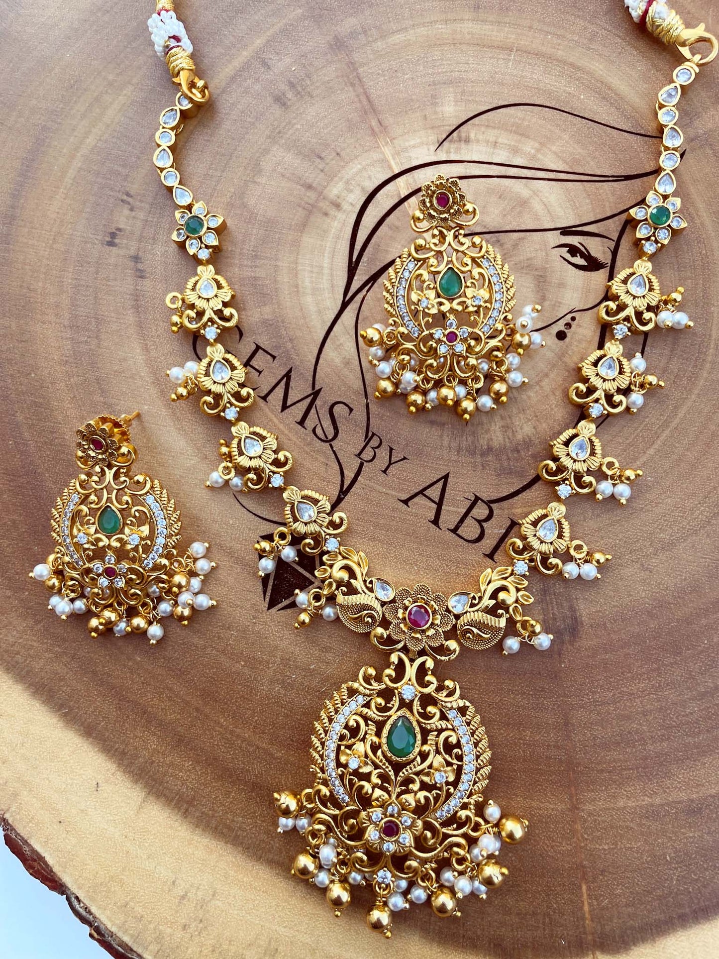 Necklace Set