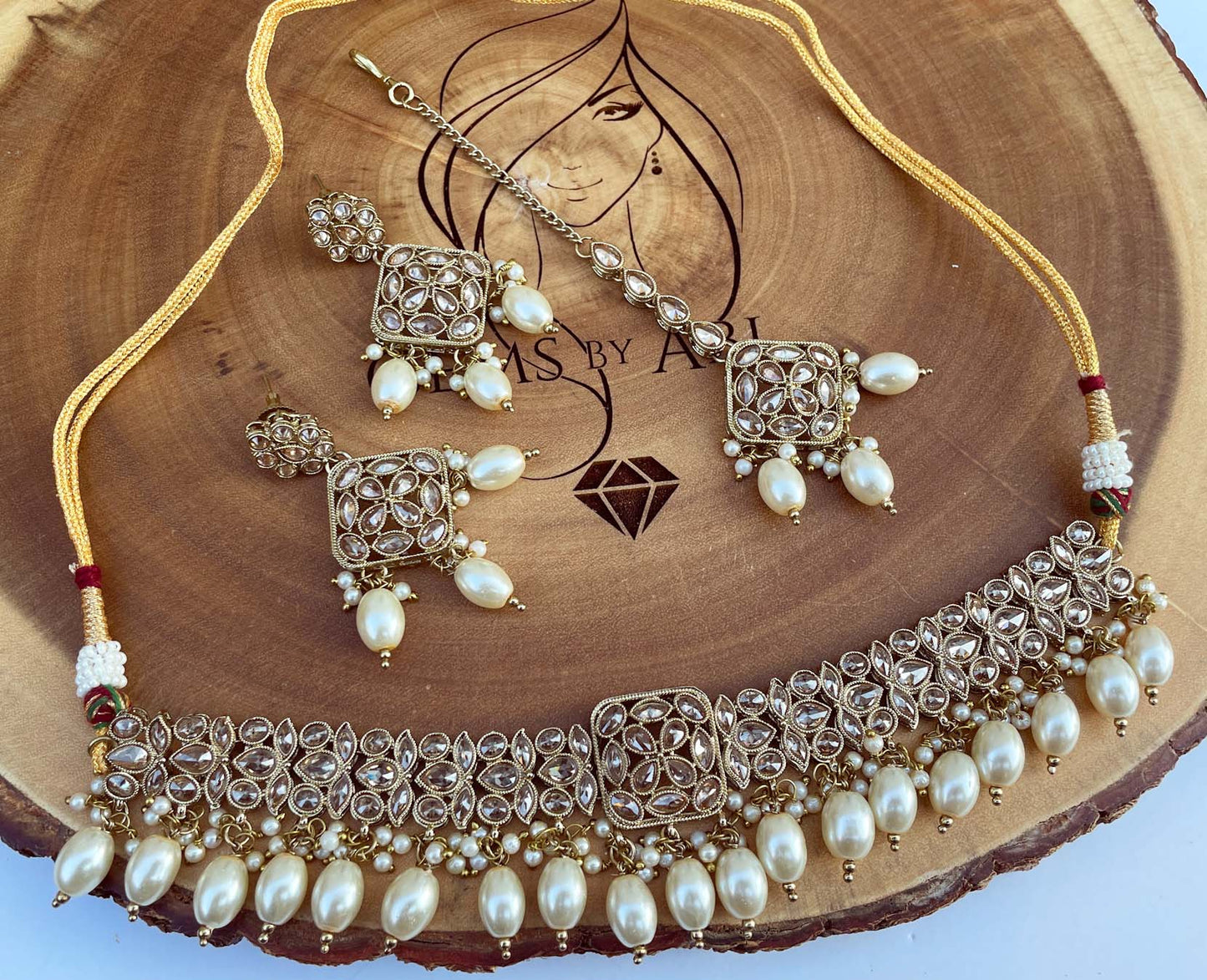 Necklace Set